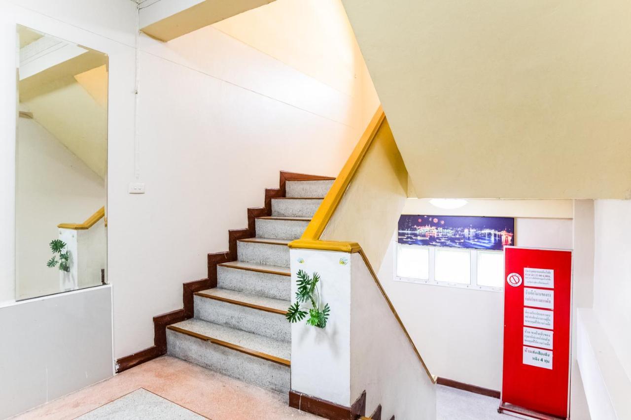 Gedkanok Apartment 2*